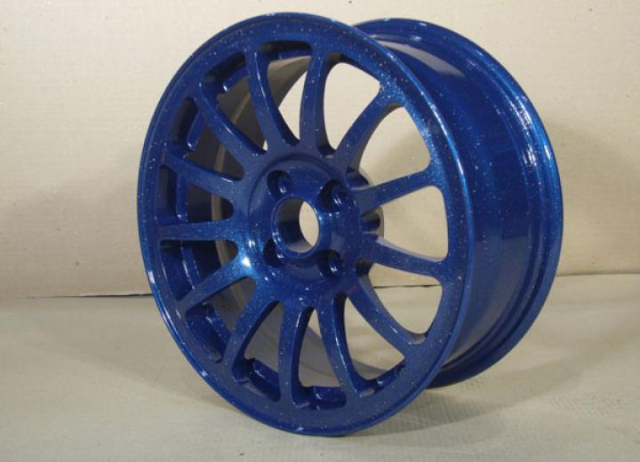 Полимерная покраска автомобильных дисков